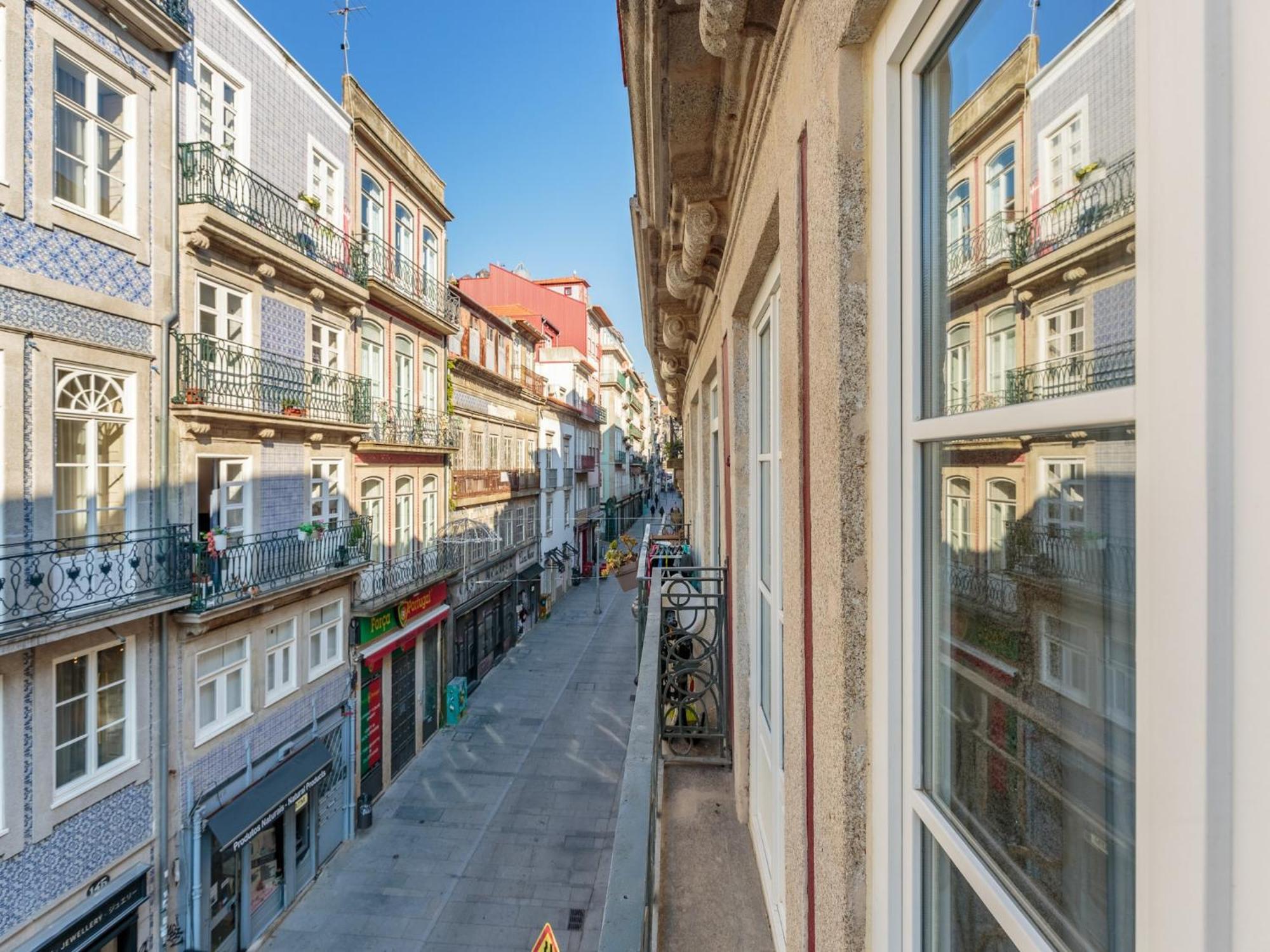 In With Balcony Appartamento Oporto