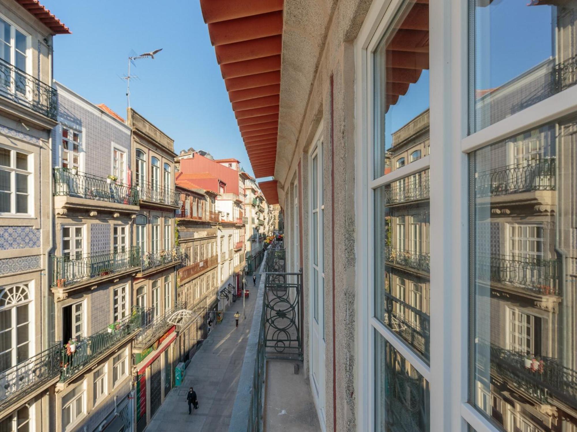 In With Balcony Oporto