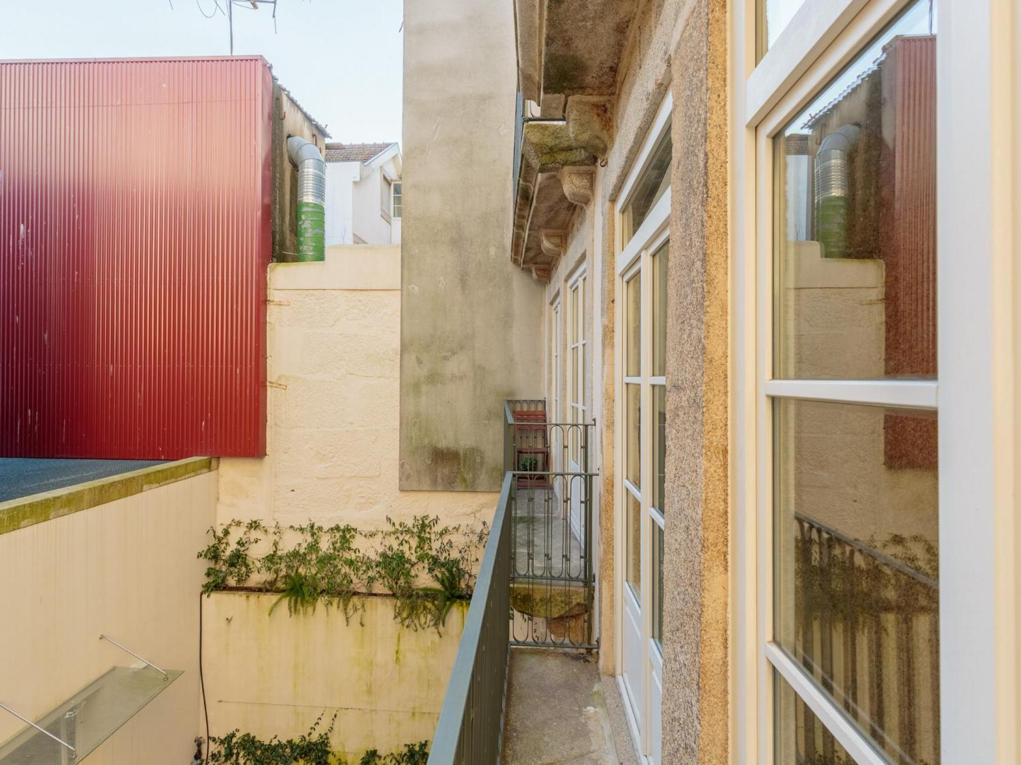 Appartamento In With Balcony Oporto