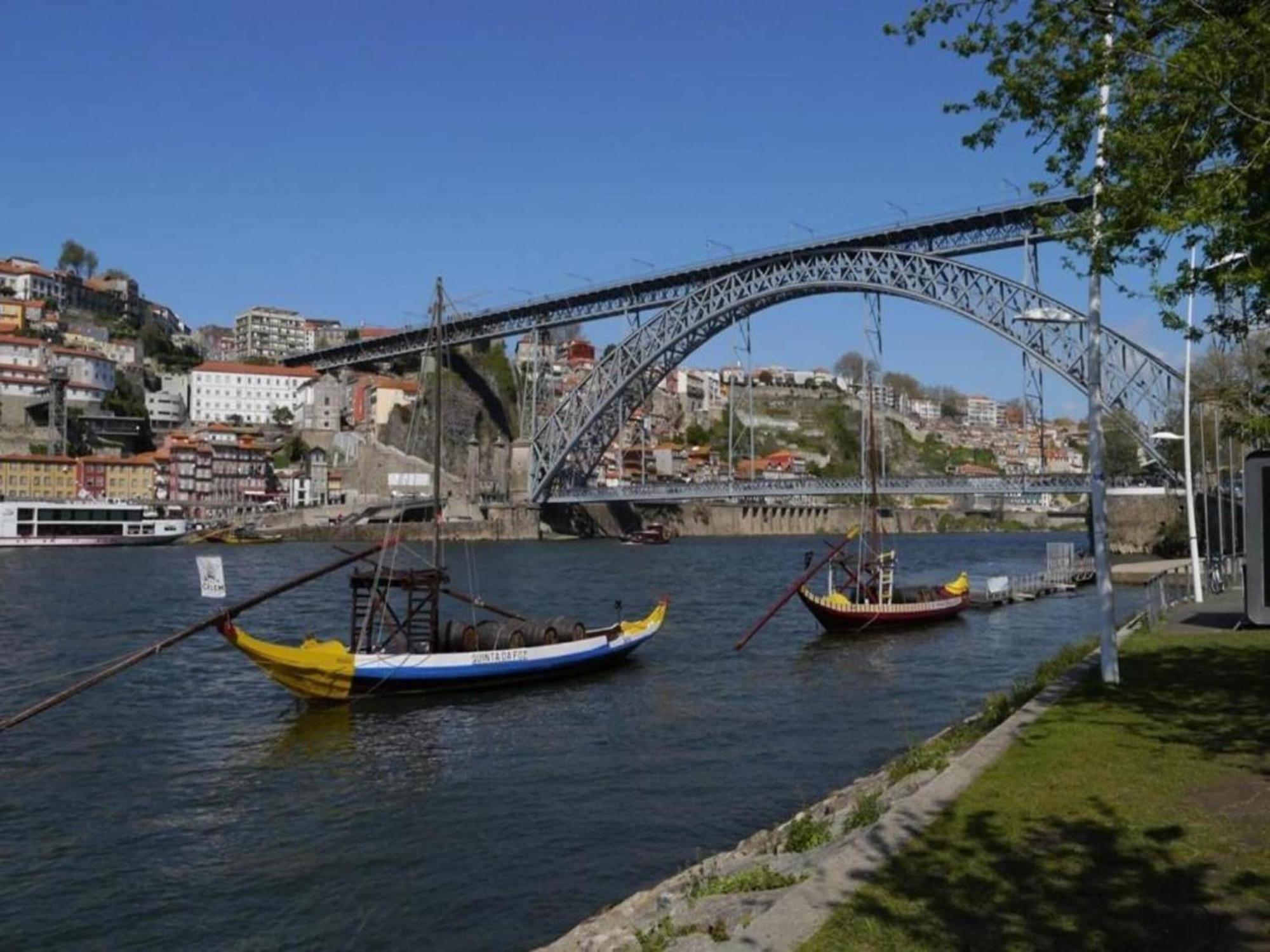 Appartamento In With Balcony Oporto